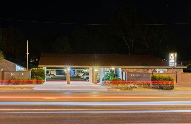 Homestead Motor Inn & Apartments