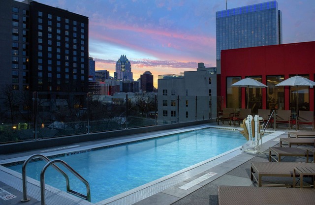 Homewood Suites by Hilton Austin Downtown