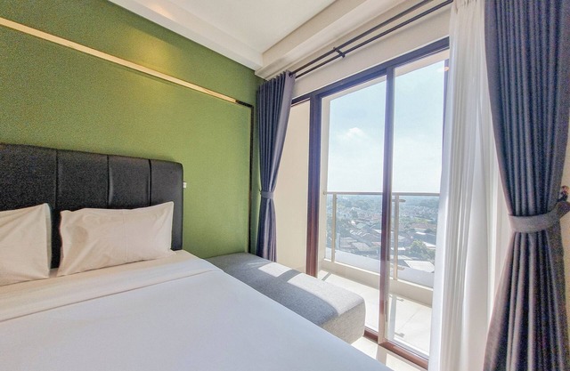 Homey And Minimalist Studio At Patraland Amarta Apartment