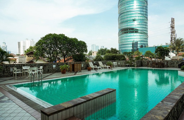 Homey And Nice 2Br At Semanggi Apartment