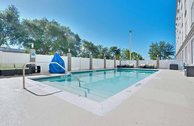 Homey Retreat with Pool - Perfect for Disney Visits | Four Family Ready Rooms