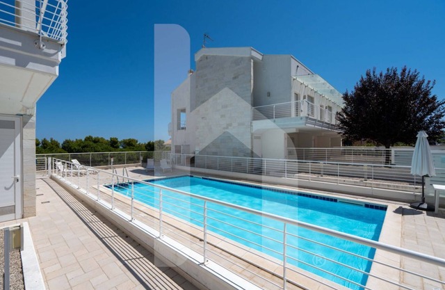 Homiday - Cerrano Park A01, Duplex apartment with garden and terrace