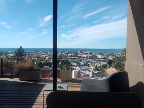 HOMU DEP - Vista al mar