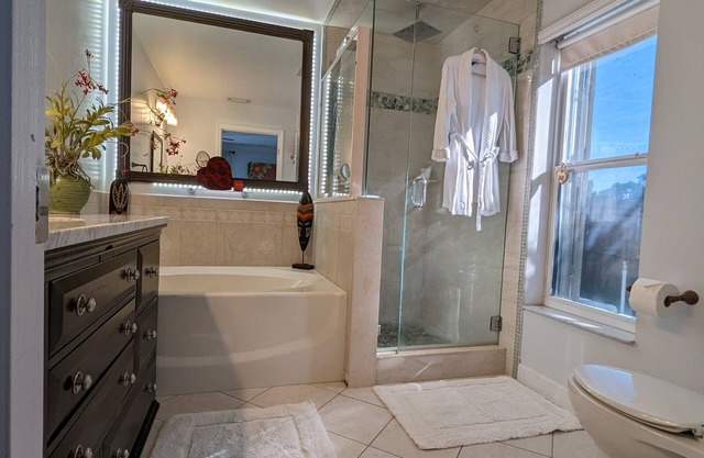 HoneyRoom & Bathroom Private