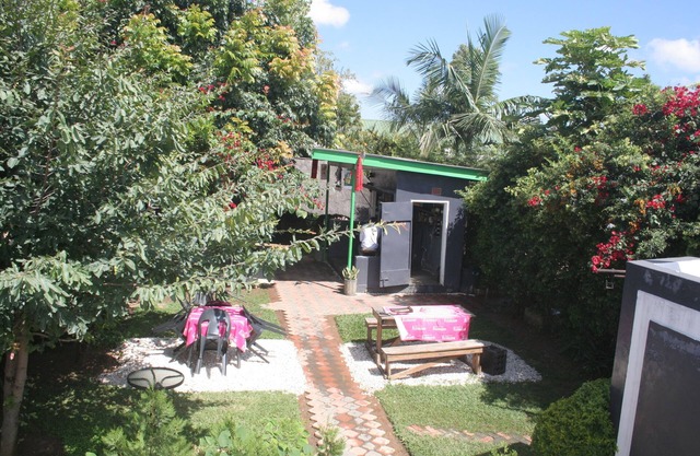 Honeybed Lodge