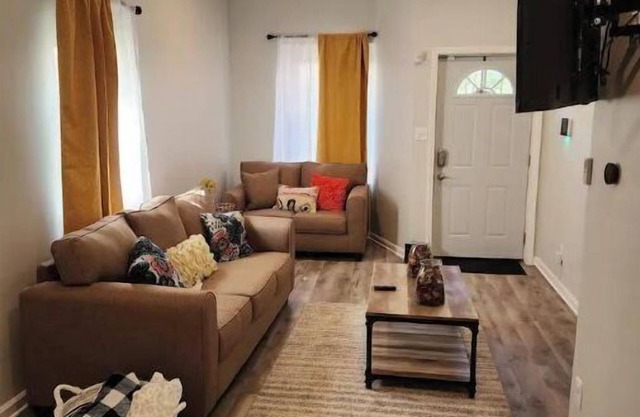 Honeycomb Hideout w/ 2 bedrooms