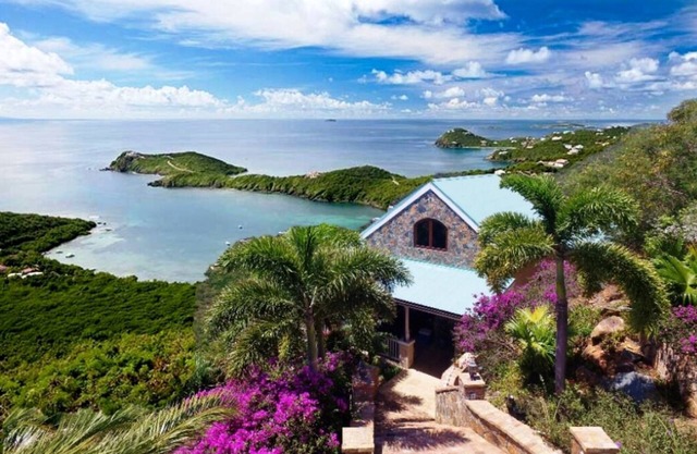 Luna de miel / romántica suite privada con vista al mar y piscina; Más de 100 reseñas de 5 estrellas
