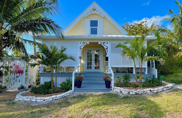 Villa romántica, a pocos pasos de la playa!