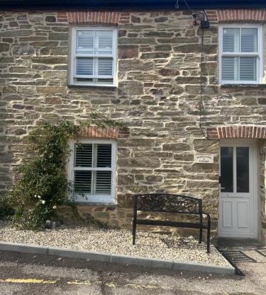 Honeysuckle Cottage