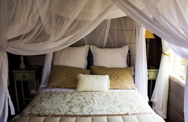 Honeysuckle Cottage - 2 NOCHES DE MEDIA SEMANA POR $ 299 AGOSTO
