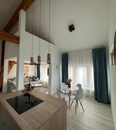 Honka's retreat - wooden beauty