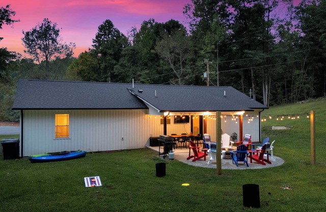 Hooked on Norris-NEWLY Renovated House w/ Lakeview