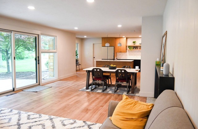 Hoosier Acres House! Privacy meets Convenience!