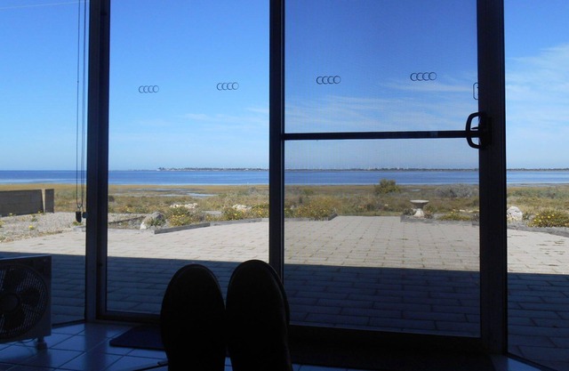 Hope Place - Absolute Beachfront