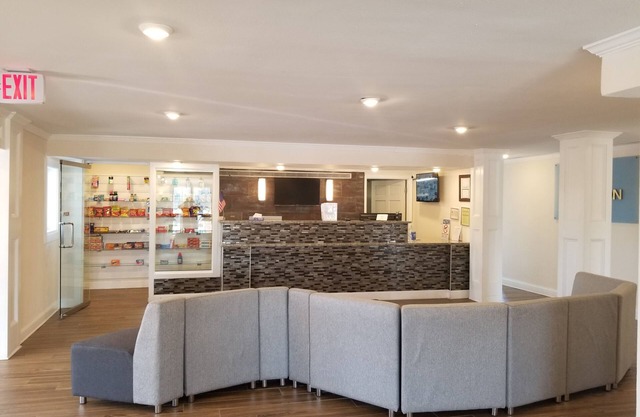 Horizon Inn & Suites