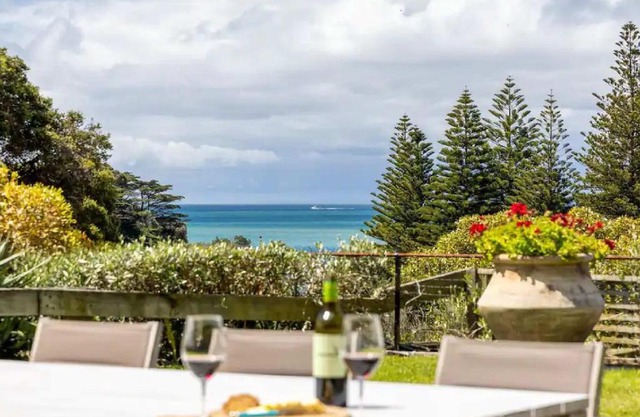 Horizon View Retreat by Ready Set Stay - Beach Views