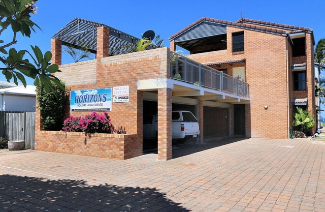 Horizons 3a-16 Miller Bargara