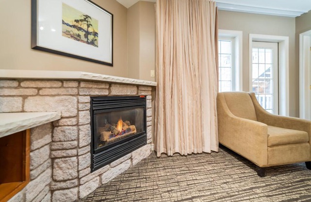Horseshoe Valley Suites - The Aurora