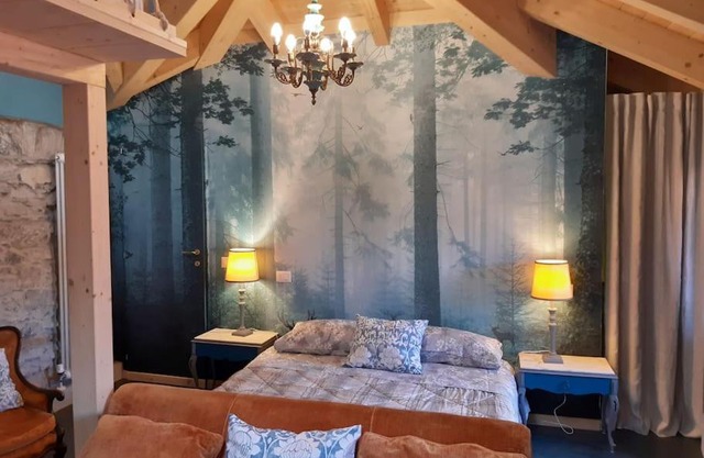 Hortà - Charming Attic with Rooftop Lake View