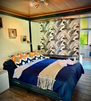 Hospedaje Curiquindi - Mindo Eco Lodge