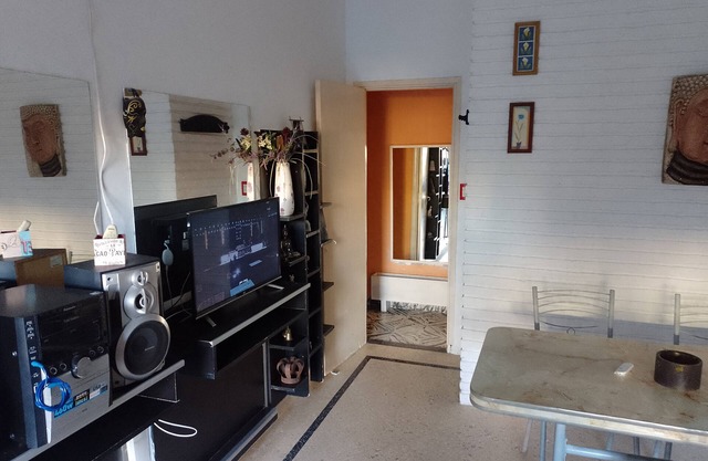 Hostel "La Tana"