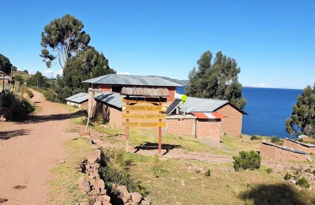 HOSPEDAJE-RESTAURANTE TITICACA