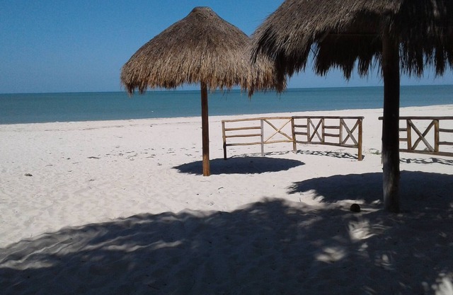 Hospedaje San Julio se encuentra en la zona turística de la playa