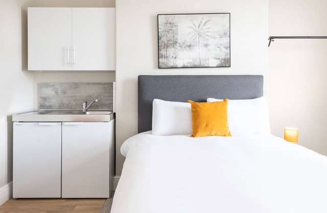 Host Stay Clifton Studio 4