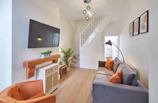 Host & Stay | Fountains Cottage