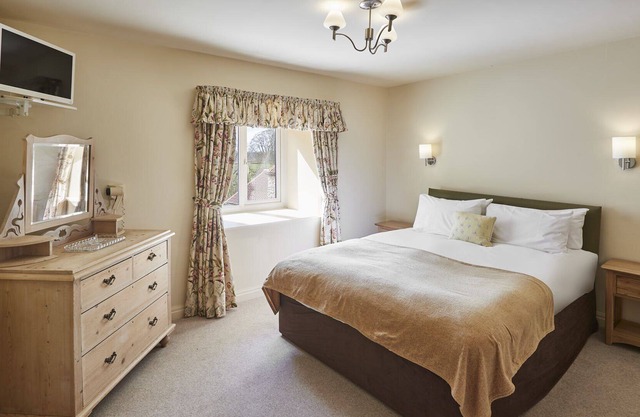 Host & Stay | Granary Cottage