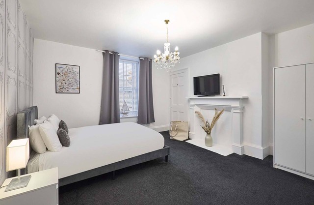 Host Stay Queen Street Apartment