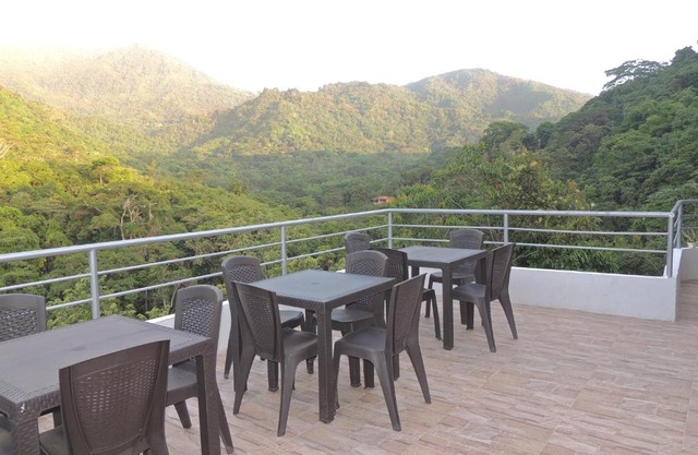 Hostal Alto de la Montaña