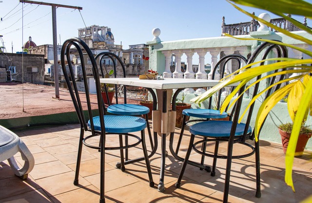 Hostal Carlos y Odalis