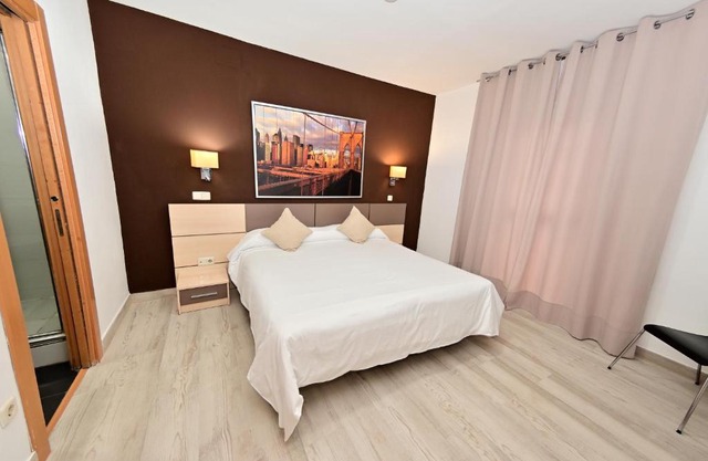 Hostal Falfes