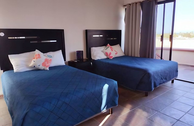 Hostal Hab 13, En Zona Hotelera, Campo de Golf, Balcón Privado, Barra y Playa