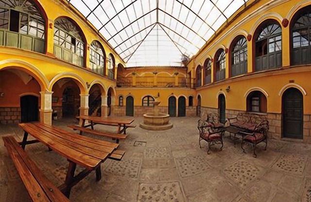 Hostal La Casona