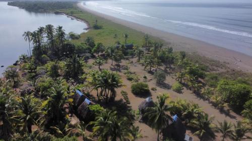 Hostal Mardore beach