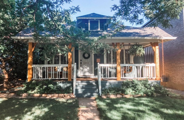 Hot location, Stylish, Kid-Friendly Bungalow in hip Denver neighborhood
