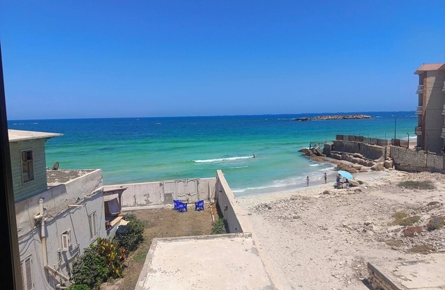 Hot romantic agmista beach flat
