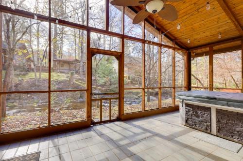Hot Tub and Creek Gatlinburg Group Getaway!