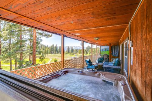 Hot Tub and Mtn Views Epic Stateline Escape!
