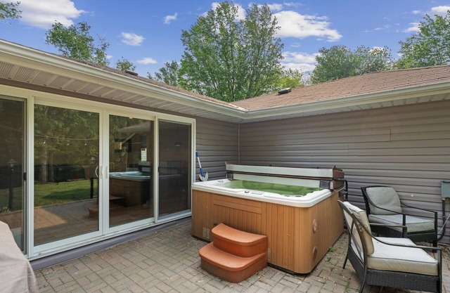 Hot tub and swimming pool