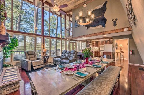 Hot Tub, Game Room and Sauna Ruidoso Hideaway!