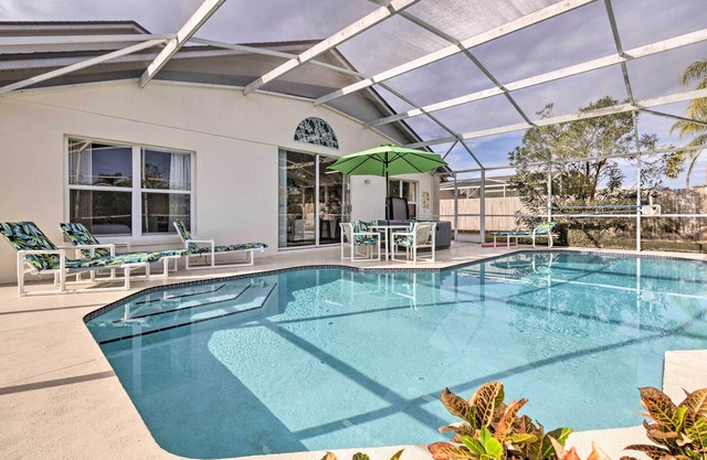 Hot Tub & Game Room: Family Home Near Disney!