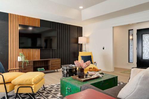 Hot Tub Hangout Arcade & Game Night Fun
