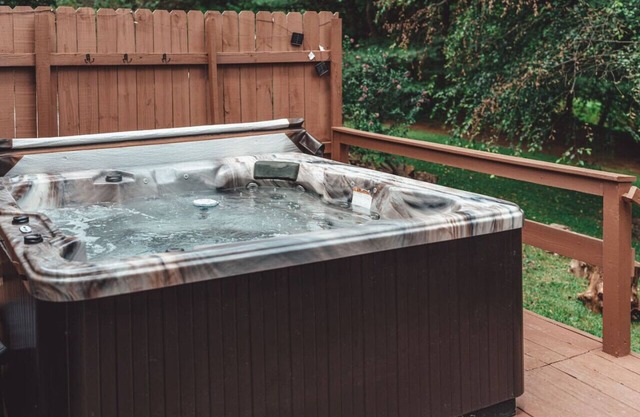 Private Forest Cabin | King Bed & Hot Tub Hideaway