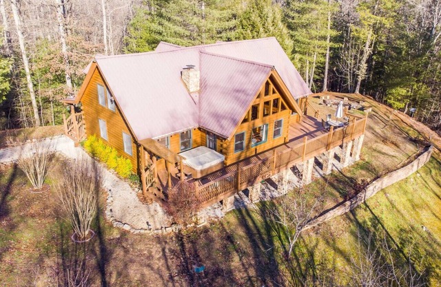 Mill Creek Point - ¡Un sueño de Red River Gorge! Capacidad 12, bañera de hidromasaje, wifi, asientos al aire libre -