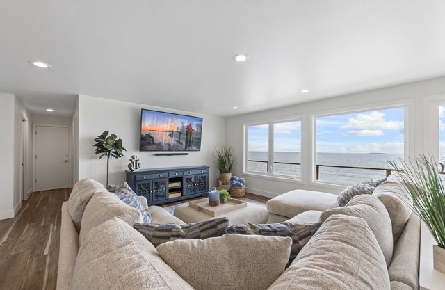 Casa de playa frente al mar con bañera de hidromasaje privada en Anchor Shores
