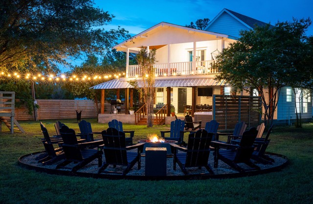 Hot Tub, Speakeasy, Tree House, Arcade Games, Outdoor Games, Fire pit, Farmstay