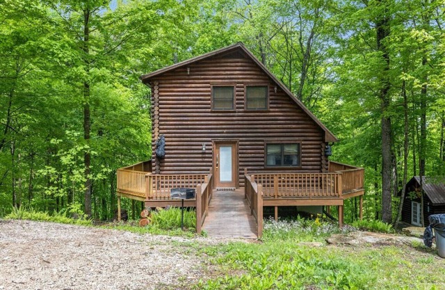 Hot Tub & WiFi - Birdsong - Red River Gorge, KY